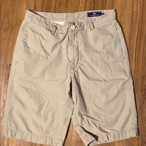 Vineyard vines khaki shorts